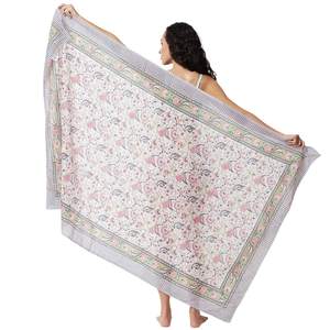 Vente flash : Sarong en coton imprimé à la main pour femmes, léger, idéal comme paréo de bikini, pour la plage et les vacances d'été - Product Image 1