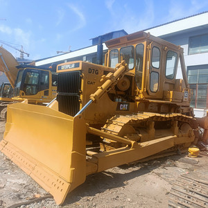 รถดันดินตีนตะขาบ Caterpillar D7G มือสองจากญี่ปุ่น เครื่องยนต์ CAT 3306 ปี 2023 กำลัง 160.3 กิโลวัตต์ ความสามารถในการดันดิน 4.2 เมตร พร้อมริปเปอร์ - Product Image 1