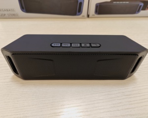 2025 el más nuevo altavoz de música inalámbrico PORTÁTIL ESTÉREO profesional Mini BT Audio teléfono móvil caja de uso doméstico venta al por menor al por mayor - Product Image 1