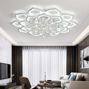 โคมไฟเพดานดีไซน์ทันสมัยรูปดอกบัวคริสตัล LED สำหรับห้องนอน - Product Image 3