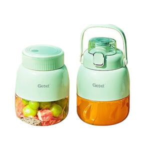 Botella Exprimidora Portátil Geset Mini de 0.5L Recargable con Batería Integrada para Uso Doméstico con Cinco Cuchillas de Plástico de Grado Alimenticio - Product Image 1
