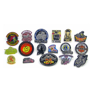 Automatische 4-kleuren twee-stations visuele emaille verf druppel- en doseermachine voor het kleuren van hardware, sieraden en ornamenten - Product Image 6