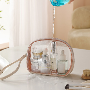 Sac de maquillage portable transparent en forme de demi-lune, coque en PVC, fermeture à glissière, étanche, sac de rangement cosmétique de voyage, trousse de toilette - Product Image 2