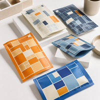 Sacs opaques imprimés sur mesure, pochettes à trois soudures latérales pour inserts de commandes e-commerce, impression de logo à motif minimaliste