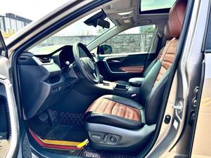 <span class=keywords><strong>Toyota</strong></span> <span class=keywords><strong>RAV4</strong></span> ACC <span class=keywords><strong>Luxury</strong></span> 2020 2021 <span class=keywords><strong>2022</strong></span> 2023 2024, Auto Usado de Largo Alcance con Tracción Delantera, Neumáticos R18, Volante a la Izquierda, en Venta en China - Product Image 5