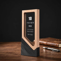 Trophée d'honneur créatif en bois personnalisé pour les employés exceptionnels, souvenir de célébration d'anniversaire
