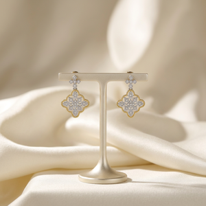 Boucles d'oreilles en or blanc et jaune 18 carats, diamants naturels, style vintage, classique, très vendues, pour femmes - Product Image 4