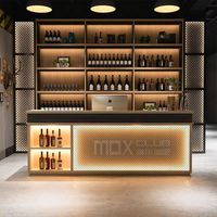 Comptoir de bar LED moderne pour café, hôtel et centre commercial, mobilier sur mesure, nouveau design, tables de bar en bois et en verre pour discothèques