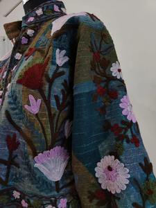 Veste Suzani brodée à la main exclusive Offre Spéciale veste Suzani en coton pour tenue décontractée ou voyage disponible au meilleur prix - Product Image 4