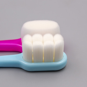 Brosse à dents personnalisée de qualité supérieure à poils doux, manche en nylon de 18,6 cm, pour adultes, usage domestique - Product Image 3