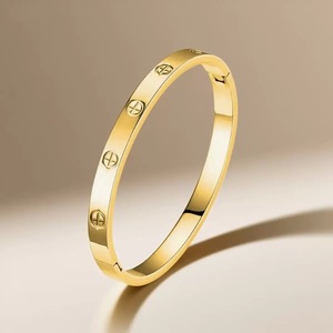 Bracelet de fiançailles géométrique en acier inoxydable 18 carats avec diamants, 6 mm, tendance, pour femmes - Product Image 2