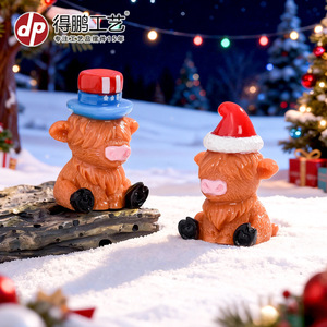 <b>Mini</b> Highland Bull Resin Figurine Santa Hat American Hat <b>Desk</b> Ornament Decorative Gift Accessory - Product Image 3
