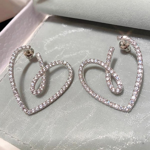 Orecchini a Perno con Design a Cuore Traforato, Eleganti Orecchini da Donna alla Moda, Regalo Romantico, Gioielli - Product Image 4