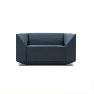 Sofá <span class=keywords><strong>de</strong></span> Esquina Chesterfield Contemporáneo <span class=keywords><strong>de</strong></span> Cuero <span class=keywords><strong>de</strong></span> Tres Plazas para <span class=keywords><strong>Oficina</strong></span>, Hogar, Sala <span class=keywords><strong>de</strong></span> Estar, Hoteles y Áreas <span class=keywords><strong>de</strong></span> Recepción - Metal Resistente - Product Image 1