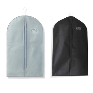Couverture de costume en tissu pliable personnalisé de haute qualité sac de robe pour hommes réutilisable en gros pour le stockage et les voyages - Product Image 2