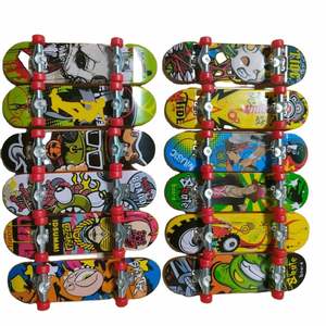 Mini Skateboard à Doigts en Plastique Personnalisé pour Enfants, Plateau Coulissant, <span class=keywords><strong>Rampe</strong></span>, Jeu de Bureau, Vente en Gros - Product Image 2