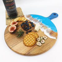 Planche à découper en bois d'acacia avec poignée, en résine époxy ronde personnalisée, pour la cuisine, les steaks, les fruits, le pain, la préparation culinaire