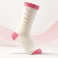 Chaussettes de sport classiques épaisses en coton personnalisées pour hommes, chaussettes blanches pour hommes avec logo personnalisé, mode sportive tendance