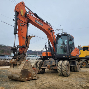 Doosan DX140 Mini equipo pesado Excavadora sobre orugas Usado 320D Excelente estado Original coreano en Shanghai - Product Image 6
