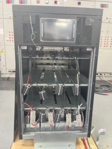 40KVA 모듈식 UPS 내장 배터리 일체형 기계 3 상 무정전 전원 공급 장치 208/220/230/240VAC - Product Image 5