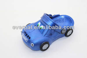 Sabots d'été légers imperméables mignons bon marché pour garçons et enfants - Product Image 5