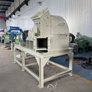 Self-Feeding Hydraulic <b>Wood</b> Chipper Small Mobile <b>Wood</b> <b>Crusher</b> Machine with Engine for Tree Branches and Leaf Shredding - Product Image 2