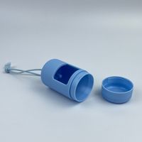 Dispensador de Bolsas para Excremento de Perro Wild One con Tapa Giratoria Fácil de Rellenar y a Prueba de Fugas, con Accesorio para Correa
