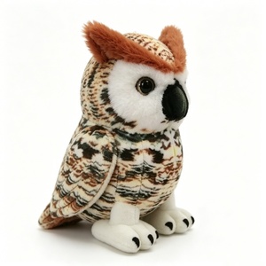 Peluche de búho de bosque con manchas en tonos tierra personalizado, Peluche de búho con patrón de plumas impreso en detalle, Peluche de búho orejudo grande - Product Image 3