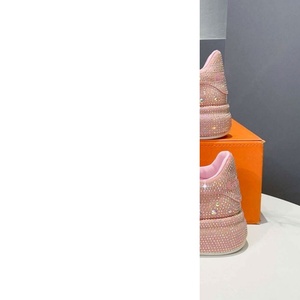 Chaussures de créateur de mode luxueuses et de haute qualité - Chaussures décontractées tendance roses à paillettes et diamants, avec semelles épaisses pour la marche. - Product Image 3