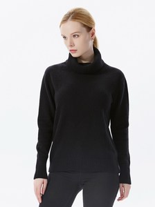 Pull à col roulé pour femme 100% laine, couleur unie minimaliste, tricot épais d'hiver, manches longues, longueur normale - Product Image 5