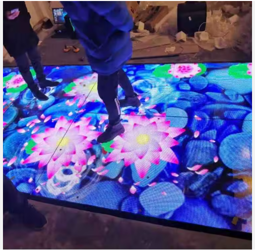 Flexible Floor Screen Foldable Rollable LED Display P1.25 P2.6 P3.91 ...