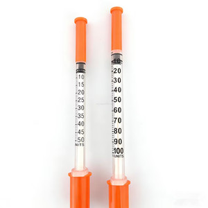 Seringue de sécurité stérile EO 1 ml/0,5 ml/0,3 ml avec aiguilles indolores de calibre 29/30/31 pour la santé animale - Product Image 1