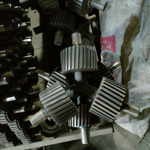 Nouveaux rouleaux de moulin à granulés en acier au chrome-manganèse de qualité supérieure, trempés, résistants à la chaleur et à l'usure, pièces de machine à granulés à haute capacité Youwell - Product Image 4