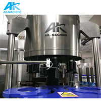 Machine d'étiquetage OPP à colle thermofusible à alimentation par rouleau haute vitesse pour ligne de production de grandes bouteilles d'eau