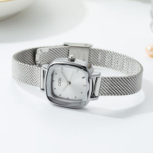 Petite montre carrée pour femme montre-bracelet à quartz carré rétro conception de chaîne en maille simple et élégante - Product Image 6