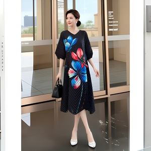 Abito Midi Elegante <span class=keywords><strong>da</strong></span> Donna con Scollo a V e Pieghe, Vestibilità Regolare, Stampa Floreale, Ecologico, Antipiega, Casual 2026 - Ingrosso Fabbrica - Product Image 6