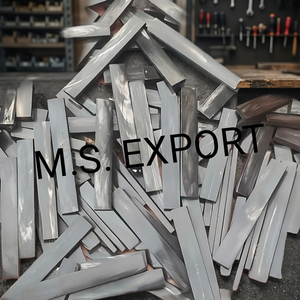Juego de guitarra profesional MS3223 con logotipo personalizado, puente de metal, cuerno, púas y cuerdas para guitarra, fabricado en India por MS EXPORT - Product Image 3
