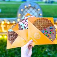 Boîtes d'emballage alimentaire biodégradables en carton laminé mat, imperméables et résistantes à la graisse, pour cornets de Stroopwafel néerlandais d'Amsterdam, crème glacée et sushis