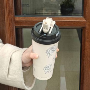 Tasse à café personnalisée Muguet pour fille, en acier inoxydable 304, thermos double paroi, portable pour voiture avec paille - Product Image 3