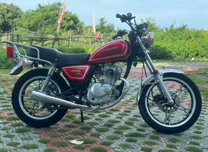 <span class=keywords><strong>Moto</strong></span> <span class=keywords><strong>Suzuki</strong></span> GN125 125cc - Cruiser Elegante, Affidabile e a Basso Consumo - Product Image 6