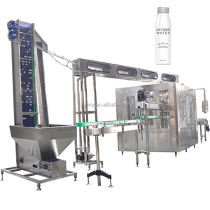 CGF14-12-5 2400BPH Machine d'unité trois-en-un pour le bouchon de remplissage de lavage de bouteille d'<span class=keywords><strong>eau</strong></span> gazeuse Machines de remplissage à haute efficacité - Product Image 1