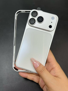 กรอบโลหะคุณภาพสูง 2 in 1 + สติ๊กเกอร์หลัง แปลงเป็น iPhone 17 Pro/17 Pro Max สำหรับ iPhone 12 13 14 15 16 Pro Max - Product Image 3