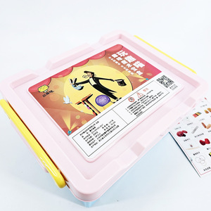 Set de Regalo de Magia Kingmagic - Gran Colección de Accesorios de Magia, Juguetes y Regalos Navideños para Niños - Product Image 4