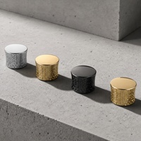 Bouchon de flacon de parfum en Zamak GLITTER FEA 15 mm à taille cintrée, avec relief ciselé et fermeture à sertir, capacité 100 ml, pour emballage de parfum de luxe