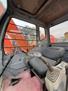 Excavadora Usada Hitachi EX60 Original de 6 Toneladas, Fabricada en Japón, en Buen Estado, en Shanghái - Product Image 3