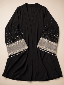 Abaya en crêpe pour femmes avec broderie à la main en pierres et perles, tenue islamique élégante et modeste, robe abaya de créateur, tenue de fête - Product Image 1