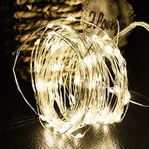 Guirnalda de Luces LED de 5 Metros, Color Blanco Cálido, Decoración para el Hogar, Navidad, Bodas, Luces de Cobre, Funciona con Pilas, Luces de Hadas Flexibles - Product Image 4