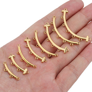 Conector de acero inoxidable estilo bohemio con múltiples orificios para joyería DIY, ideal para collares, pulseras y accesorios de borlas. - Product Image 4