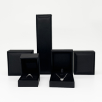 Boîtes à bijoux de luxe FANDIJI, logo personnalisable, étui à bijoux en cuir PU, vente en gros, faible MOQ, couleur noire