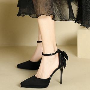 Новинка; Высококачественные модные атласные туфли на высоком каблуке с острым носком и бантом; Пикантные туфли-лодочки на шпильке с жемчугом; Свадебные туфли для невесты - Product Image 3